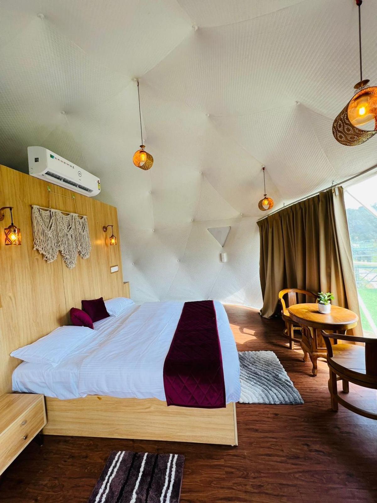 Wildglamps Athirappilly Hotel Екстериор снимка